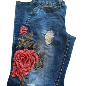 Boom Boom jeans embroidered distressed tapered ankles 5 pockets button/zip Sz 7